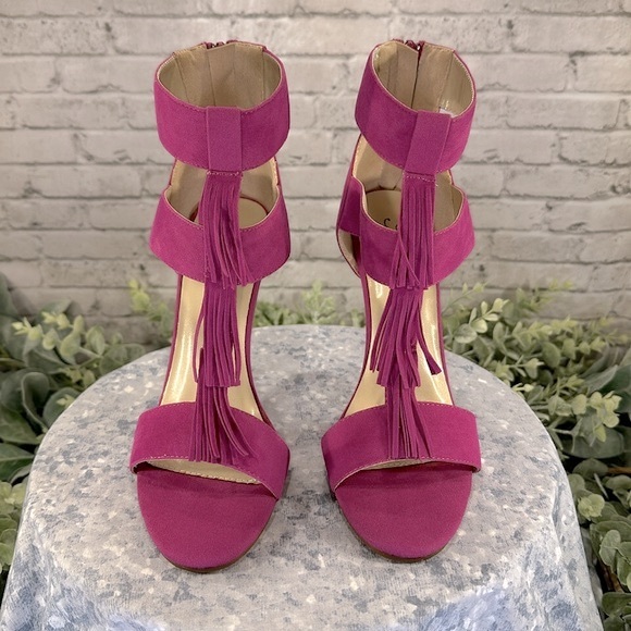 Atrevida Fuchsia 3-Band Open Toe Cut-Out Deco Fringe Stilettos WMS 7M💖NWOT - Picture 2 of 11